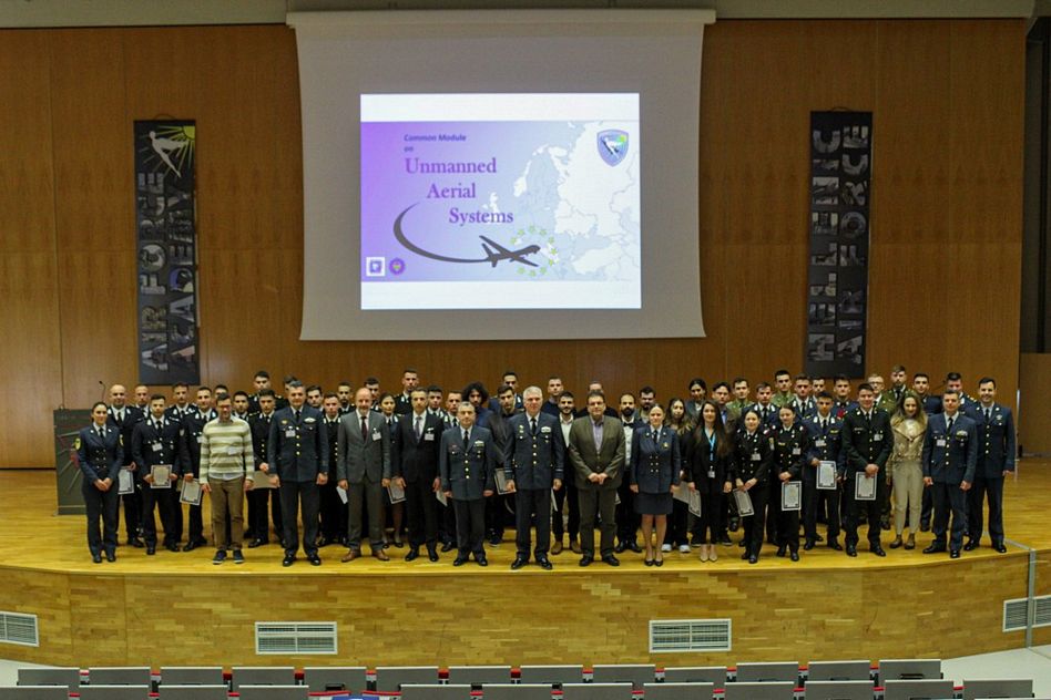 Σχολή Ικάρων