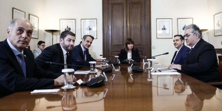 σύσκεψη αρχηγών