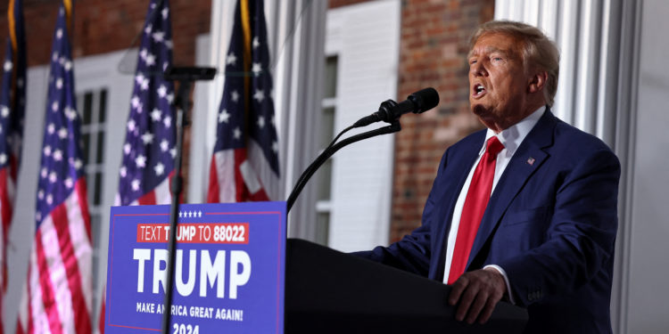 Τραμπ: «Προφάσεις εν αμαρτίαις» για να δικαιολογήσει την παρακράτηση διαβαθμισμένων εγγράφων [vid]