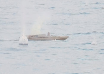 Ρωσία: Ανακοίνωσε ότι απέκρουσε ουκρανική επίθεση σε ρωσικό πλοίο στη Μαύρη Θάλασσα [vid]