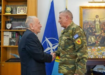 Αρχηγός ΓΕΕΘΑ: Συναντήθηκε με τον Πρόεδρο και Μέλη  της Πανελλήνιας Ένωσης Φίλων Ενόπλων Δυνάμεων
