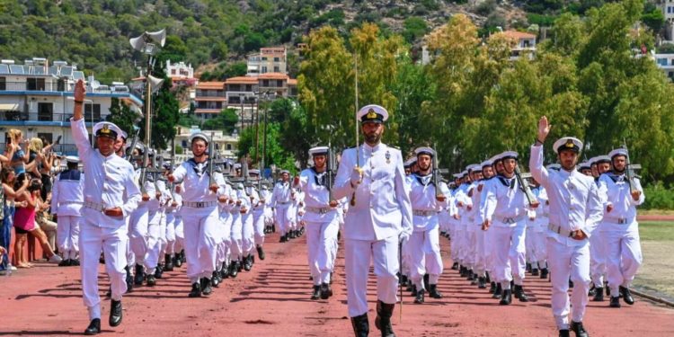 ΓΕΝ: Ορκίστηκαν οι Ναύτες 2023 Β’ ΕΣΣΟ του Πολεμικού Ναυτικού – Παρών ο Αντιναύαρχος Δρυμούσης [pics]