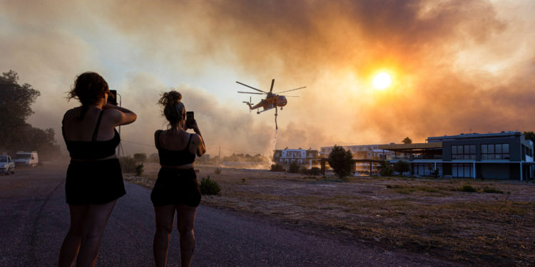 Φλόγες - πυροσβεστική