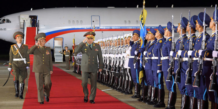 Σοϊγκού: Στην Βόρεια Κορέα ο υπουργός Άμυνας της Ρωσίας [vid]