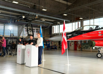 Δανός ΥΠΑΜ - F-16