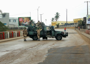 Πραξικόπημα στη Γκαμπόν: Ο στρατηγός Γκεμά αναλαμβάνει «μεταβατικός πρόεδρος» – Έκκληση βοήθειας από τον πρόεδρο Μπονγκό