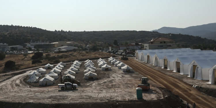 ΠΟΜΕΝΣ για εμπλοκή Στρατιωτικών στην Κατασκευή Κέντρου Φιλοξενίας Προσφύγων στη Λέσβο: «Φτάνει πια!»