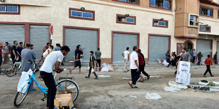 Γάζα: Λεηλασία σε κέντρα βοήθειας του ΟΗΕ – «Αρχίζει να καταρρέει η δημόσια τάξη»