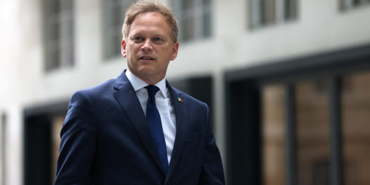 Γκραντ Σαπς - Βρετανός ΥΠΑΜ