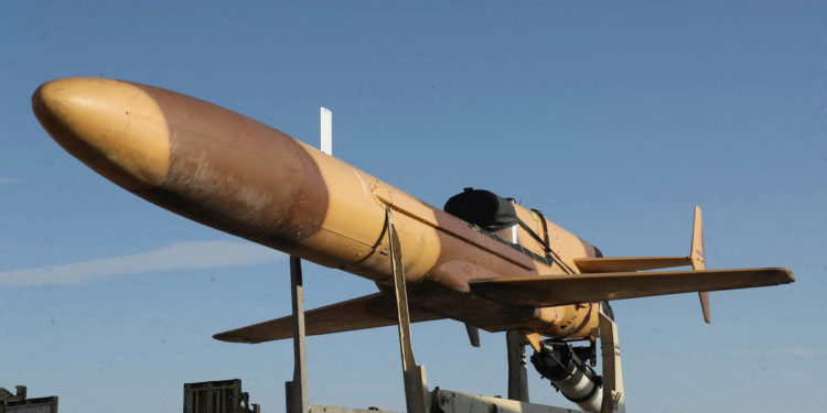 Karrar: Το Ιράν κατάφερε να εξοπλίσει το περίφημο UAV με πύραυλο αέρος – αέρος τύπου Majid [pics, vid]