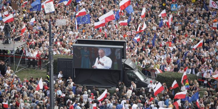Πολωνία - Διαδήλωση - Τουσκ