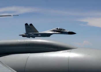 ΗΠΑ: Το Πεντάγωνο έδωσε στη δημοσιότητα πλάνα από «εκατοντάδες επικίνδυνες αναχαιτίσεις» κινεζικών μαχητικών [vids]