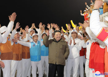 Βόρεια Κορέα - δορυφόρος