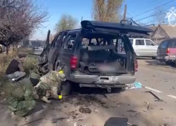 Λουγκάνσκ: Ρώσος αξιωματούχος έχασε τη ζωή σε έκρηξη του αυτοκίνητου του στην ανατολική Ουκρανία [vid]