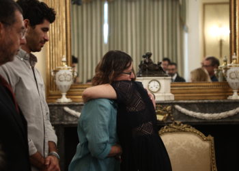 Σακελλαροπούλου - όμηροι Χαμάς