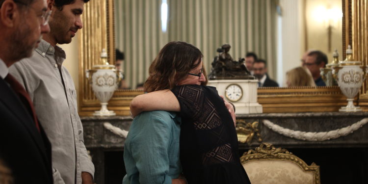 Σακελλαροπούλου - όμηροι Χαμάς