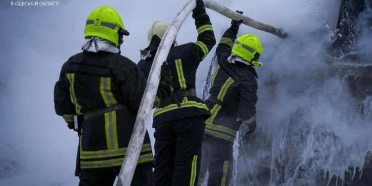 Ρωσική επίθεση με Shahed στην Οδησσό – «Καταρρίψαμε ουκρανικά drones στα περίχωρα της Μόσχας» λέει η Ρωσία [vids]