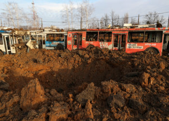 Νέα ρωσική επιδρομή στο Κίεβο – 9 τραυματίες στη Χερσώνα