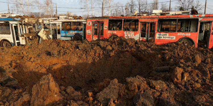 Νέα ρωσική επιδρομή στο Κίεβο – 9 τραυματίες στη Χερσώνα