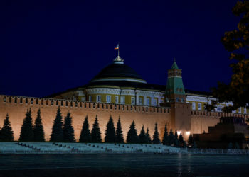 Πεσκόφ: «Δεν υπάρχει βάση για ειρηνευτικές διαπραγματεύσεις με την Ουκρανία – Είναι παράλογο το σχέδιο του Ζελένσκι»