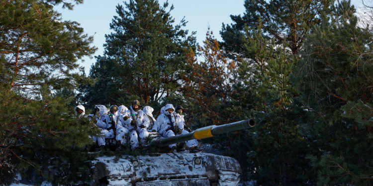 Ζελένσκι: Η «κόντρα» με τον Α/ΓΕΕΔ Ζαλούζνι, η ματαιωμένη ομιλία στο Κογκρέσο και οι δύσκολες επαφές με ΕΕ και NATO