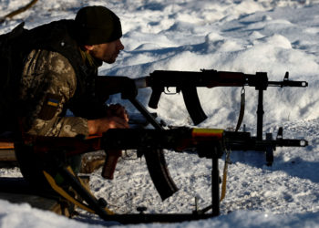 Ζελένσκι: Η «κόντρα» με τον Α/ΓΕΕΔ Ζαλούζνι, η ματαιωμένη ομιλία στο Κογκρέσο και οι δύσκολες επαφές με ΕΕ και NATO