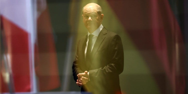 Η Γερμανία ψάχνει τρόπο να στείλει πυραύλους μεγάλου βεληνεκούς στην Ουκρανία – Έρχεται και σύμφωνο ασφαλείας με το Κίεβο