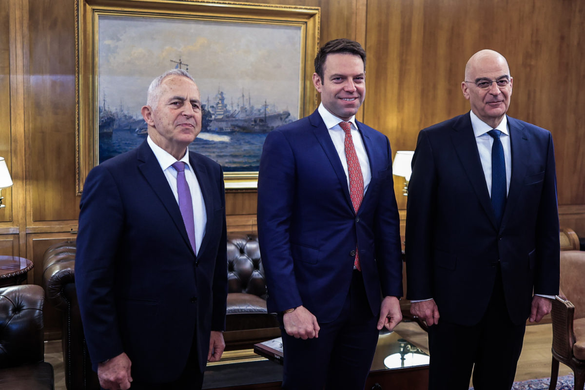 Αποστολάκης