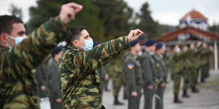 Δένδιας: Προαναγγέλλει αλλαγές στην στρατιωτική θητεία με βάση το «φινλανδικό μοντέλο»