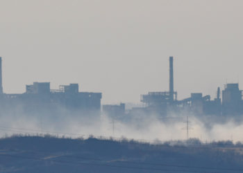 Η Ρωσία λέει πως πλέον ελέγχει πλήρως την Αβντιίβκα, στην ανατολική Ουκρανία