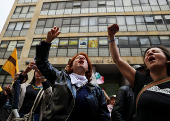 Κολομβία: Πάνω από 184 παιδιά στρατολογήθηκαν πέρσι από παράνομες ένοπλες οργανώσεις