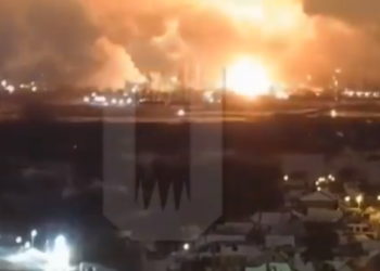 Ρωσία: Οι ουκρανικές δυνάμεις επιβεβαιώνουν την επίθεση με drones σε εργοστάσιο χάλυβα [vids]