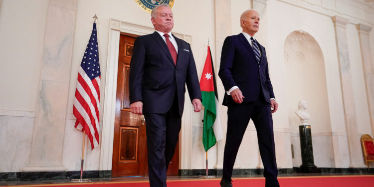 Μπάιντεν: Συζητείται «παύση» των εχθροπραξιών για «τουλάχιστον 6 εβδομάδες» στη Λωρίδα της Γάζας