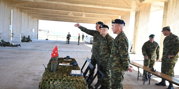 Ο Αρχηγός ΓΕΣ επισκέφθηκε τη Στρατιωτική Σχολή Ευελπίδων [pics]