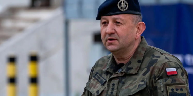 Eurocorps: Παύθηκε από τα καθήκοντά του ο διοικητής έπειτα από έρευνα αντικατασκοπείας