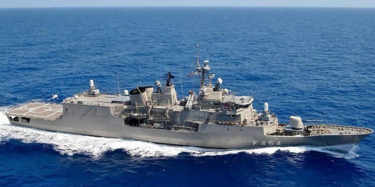Φρεγάτες ΜΕΚΟ: Το τελεσίγραφο, ο κίνδυνος «ναυαγίου» και οι εναλλακτικές για το Πολεμικό Ναυτικό