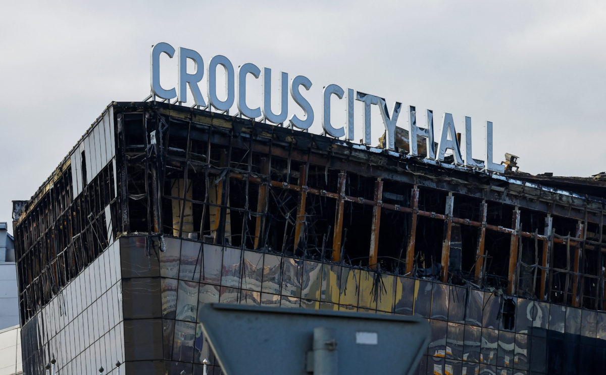 Ισλαμικό Κράτος: Επιβεβαιώνει ότι μαχητές του επιτέθηκαν στο Crocus City Hall – «Στον αέρα» το αφήγημα για ουκρανική εμπλοκή