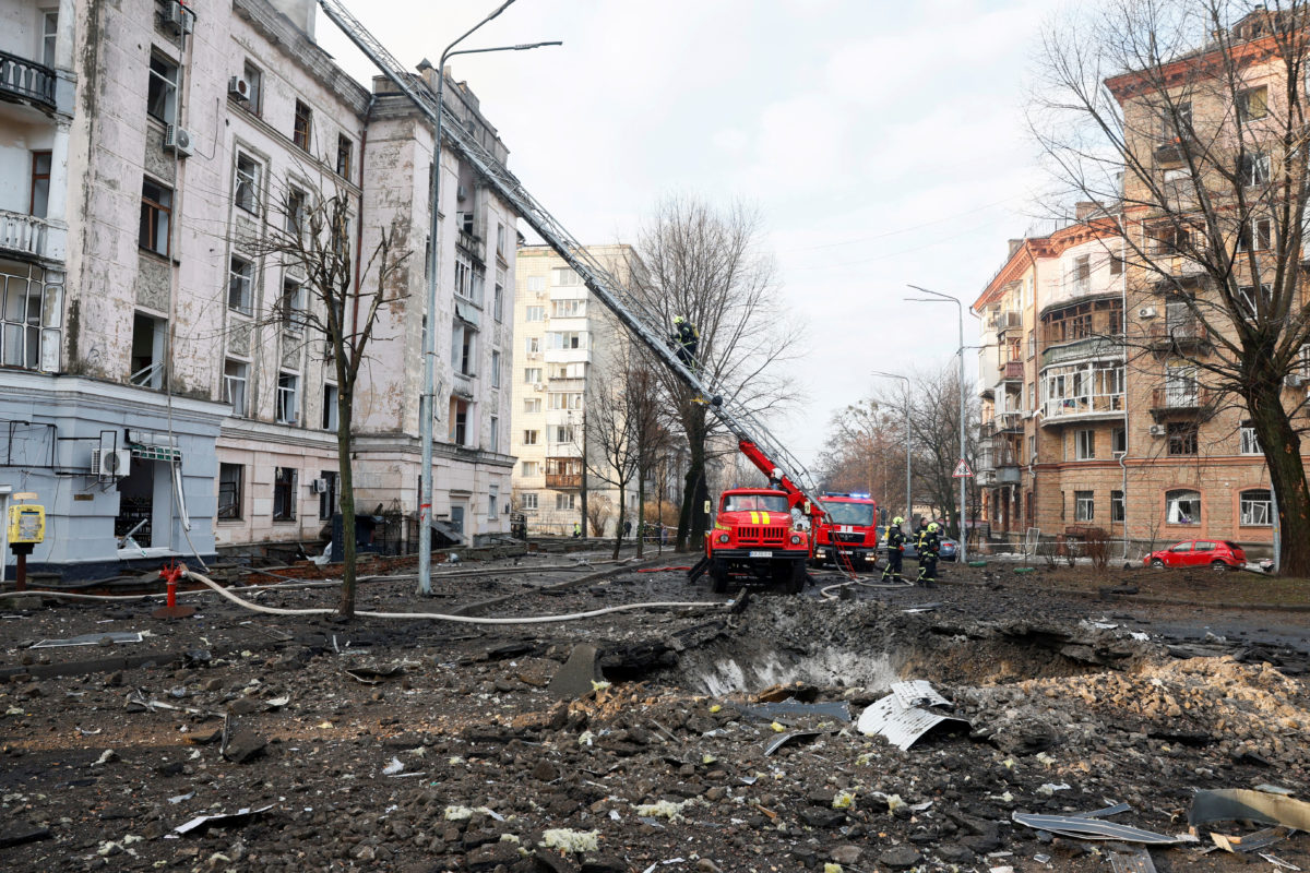 πυραυλική επίθεση