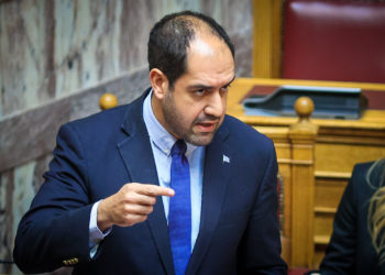 στρατιωτικος ιατρός