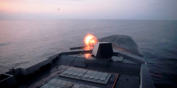 «Επιχείρηση ΑΣΠΙΔΕΣ»: Η φρεγάτα ALSACE και γαλλικά μαχητικά κατέρριψαν 4 UAV των Χούθι