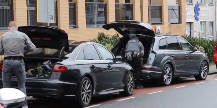 Ολλανδία - όμηροι