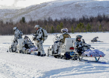 Normandie: Η γαλλική φρεγάτα FREMM «βύθισε» ένα γερμανικό υποβρύχιο Type 212 και το ιταλικό αεροπλανοφόρο «Garibaldi»