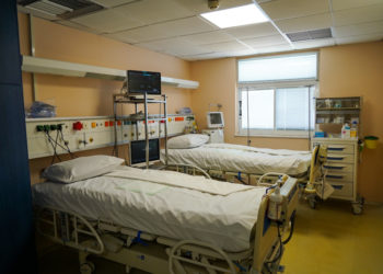 στρατιωτικά νοσοκομεία