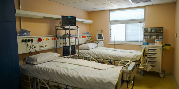 στρατιωτικά νοσοκομεία