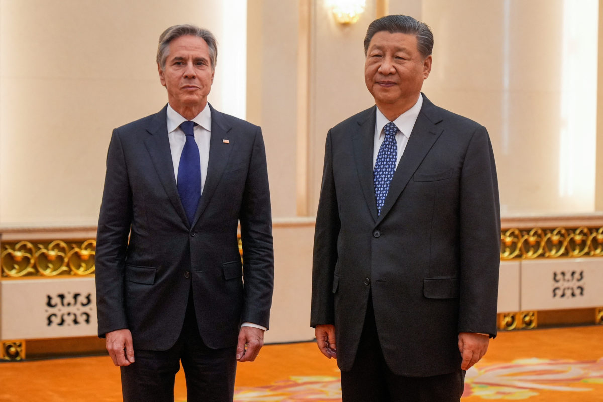 Σι Τζινπίνγκ σε Μπλίνκεν: ΗΠΑ και Κίνα πρέπει να είναι εταίροι και όχι αντίπαλοι παρά τα πολλά προβλήματα