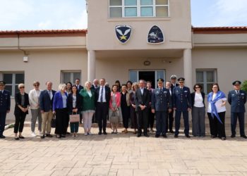 115 Πτέρυγα Μάχης