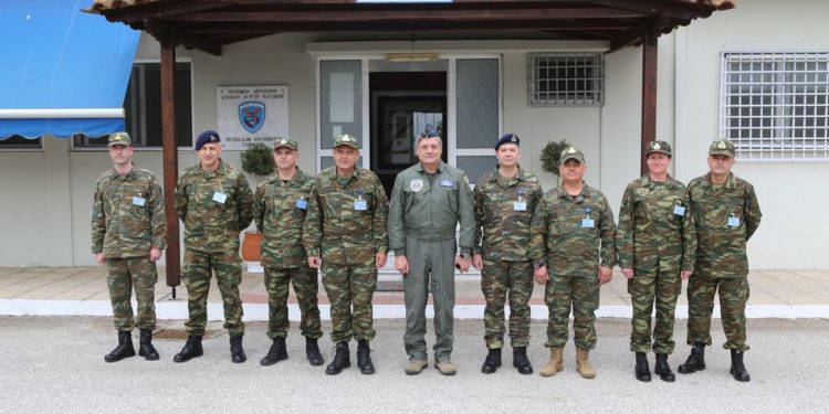 Αρχηγός ΓΕΑ: Επίσκεψη στο ΑΤΑ, το ΕΚΑΕ, την 110ΠΜ και τη ΔΑΚ – Δείτε φωτογραφίες