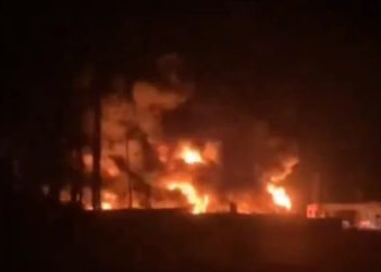 Καλούγκα: Στις φλόγες άλλο ένα ρωσικό διυλιστήριο μετά από επίθεση drone της Ουκρανίας [vids]