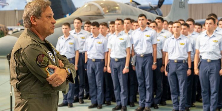 Σχολή Ικάρων