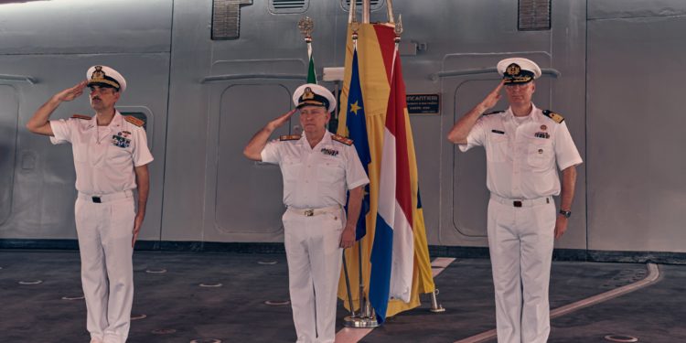 Επιχείρηση «ΑΣΠΙΔΕΣ»: Η Ολλανδία αναλαμβάνει την εν πλω διοίκηση από το ιταλικό Πολεμικό Ναυτικό